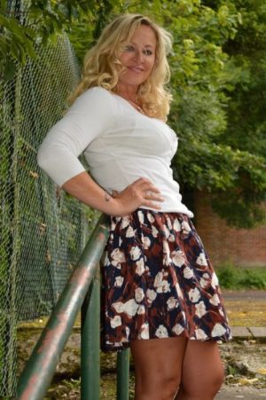 vesna hot